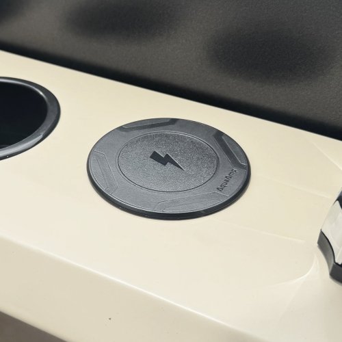 AquaAmp 110 Circular Surface Mount, 10 W Qi, ohne Magnet - 900711300 2 - 900711300